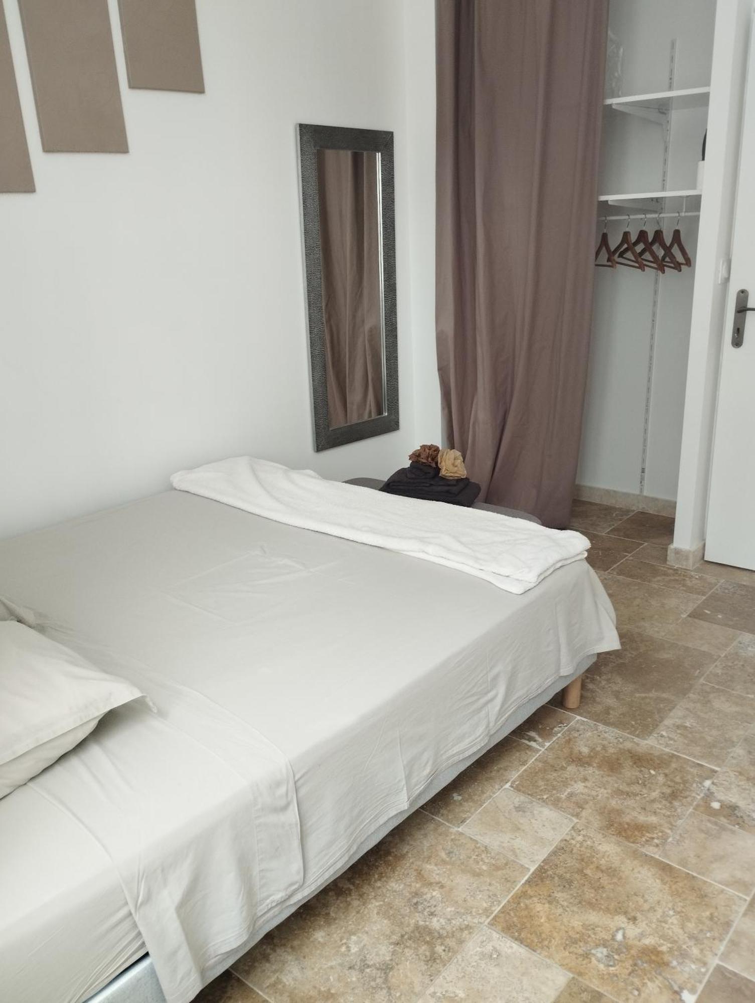 Appartement Lumineux En Rdc Bourgoin-Jallieu Extérieur photo